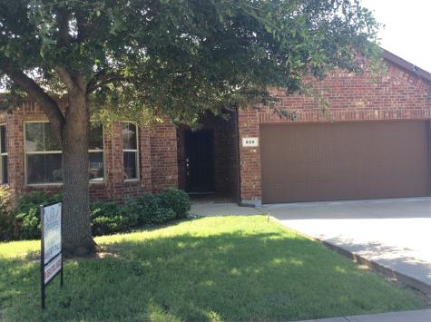 920 Iona Drive Fort Worth TX 76120