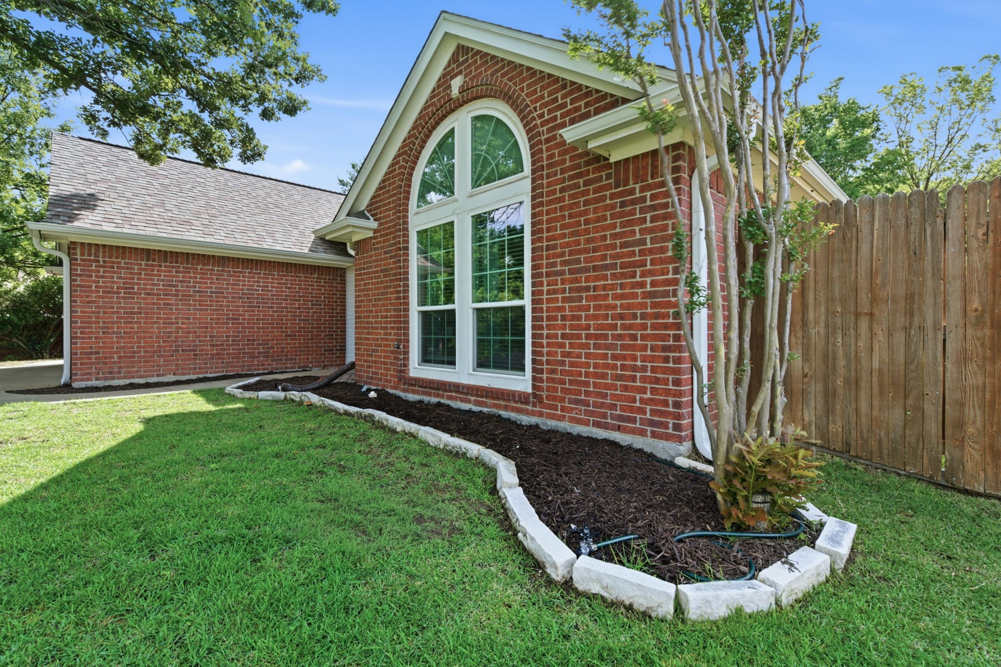 1451 Shadow Run Weatherford TX 76086