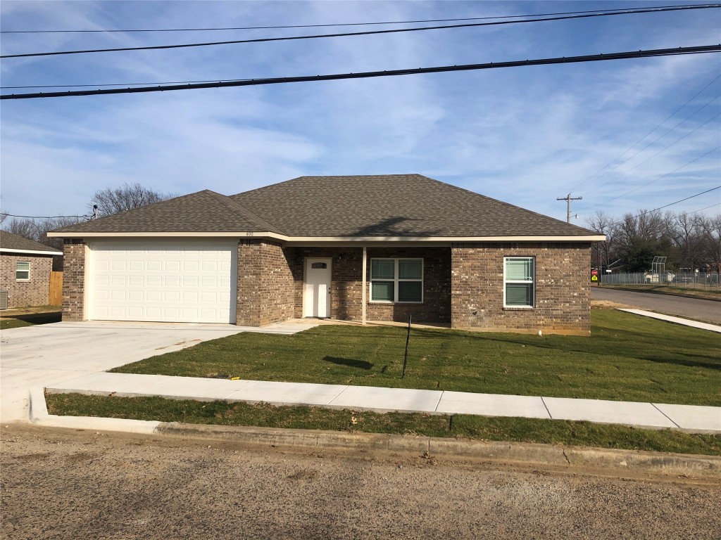 400 White Street Whitesboro TX 76273