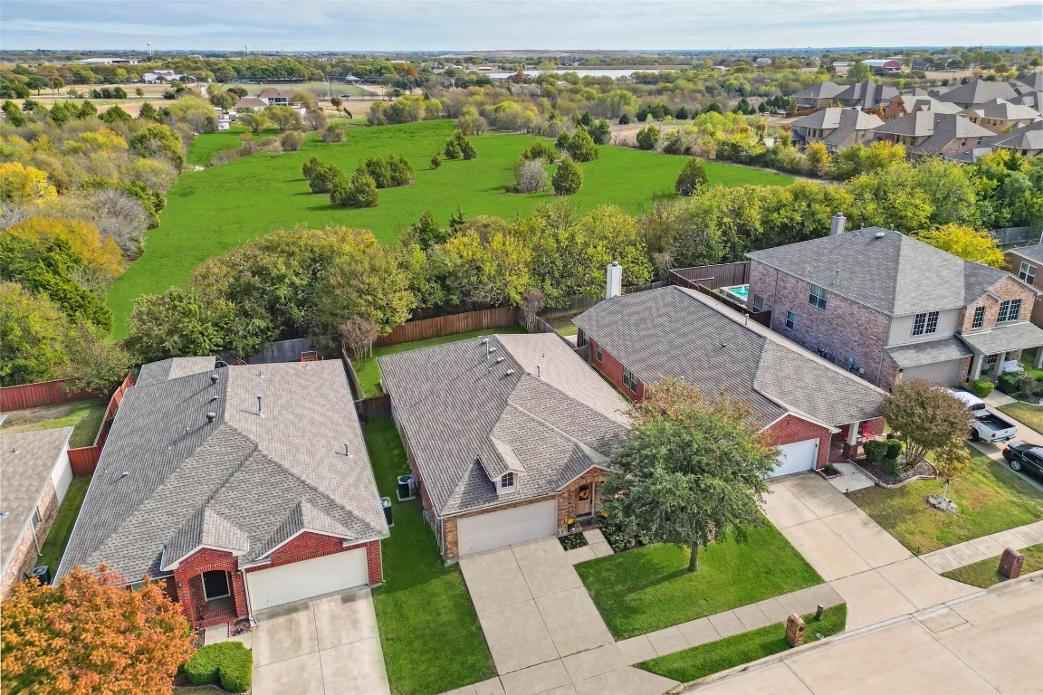 5306 Smithfield Court Sachse TX 75048