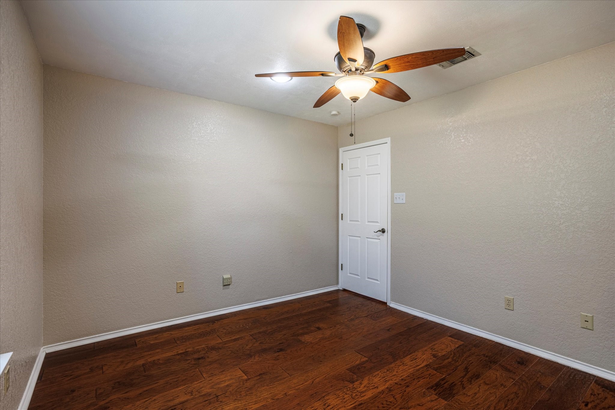 7324 Bramblewood Road Fort Worth TX 76133