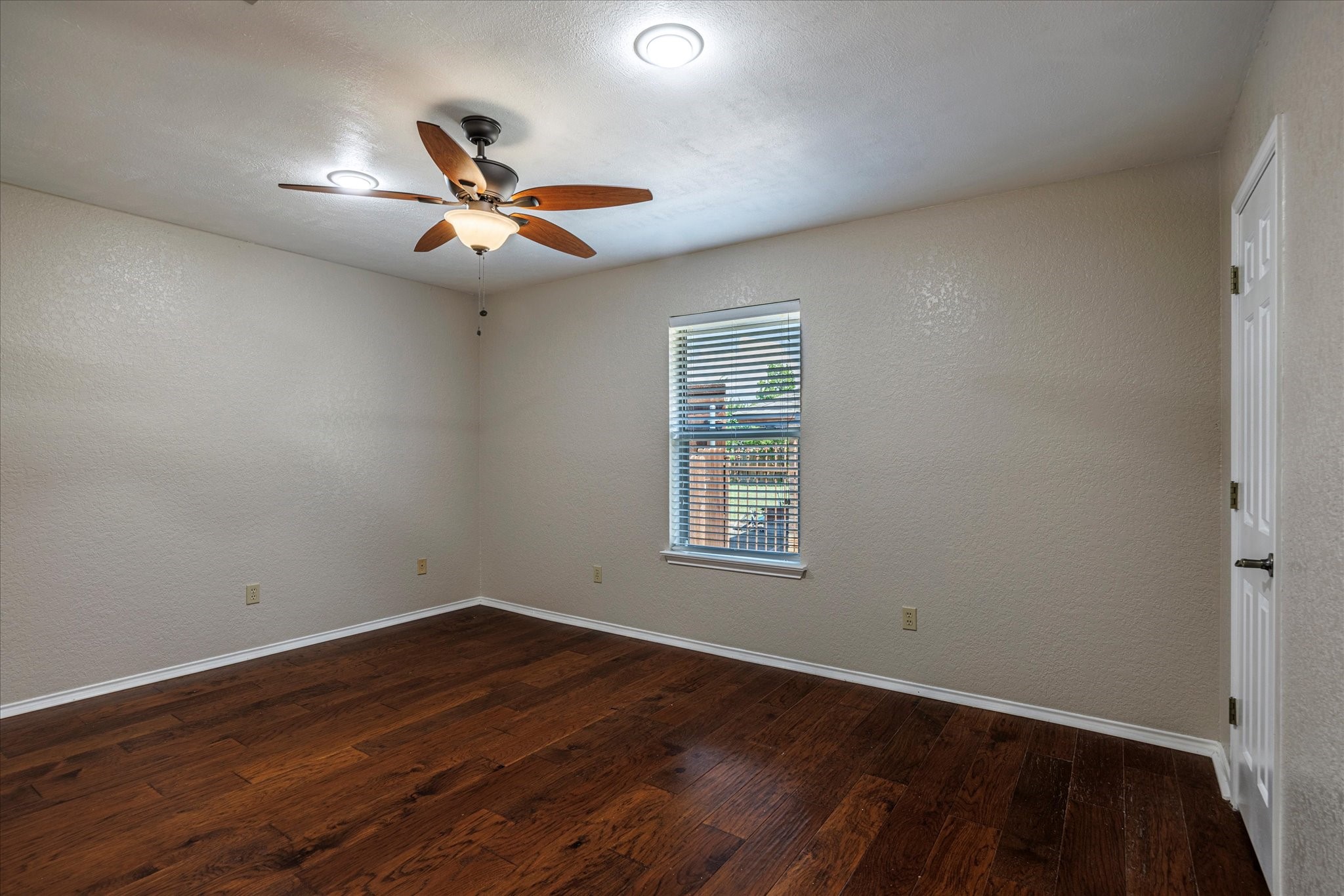 7324 Bramblewood Road Fort Worth TX 76133