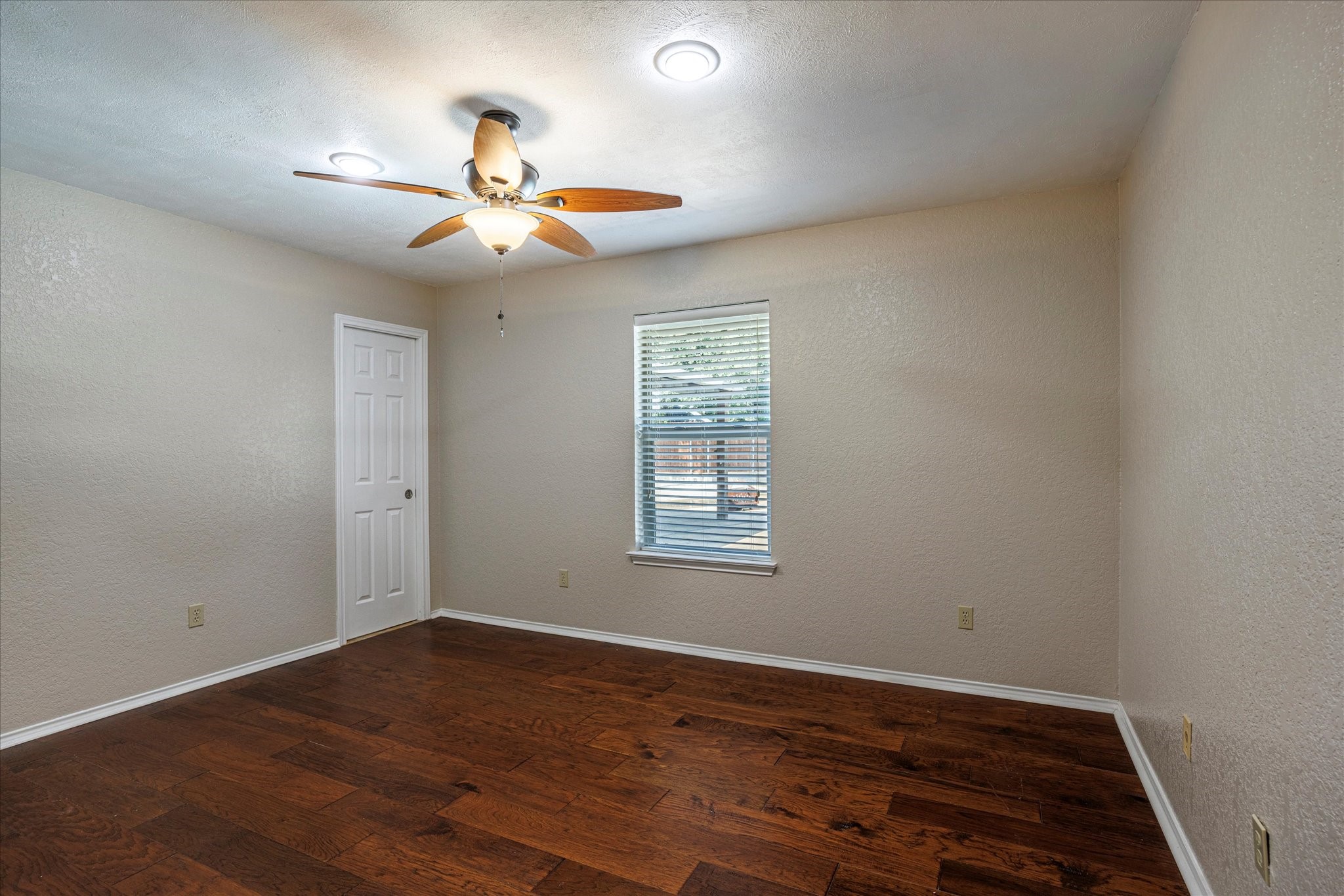 7324 Bramblewood Road Fort Worth TX 76133