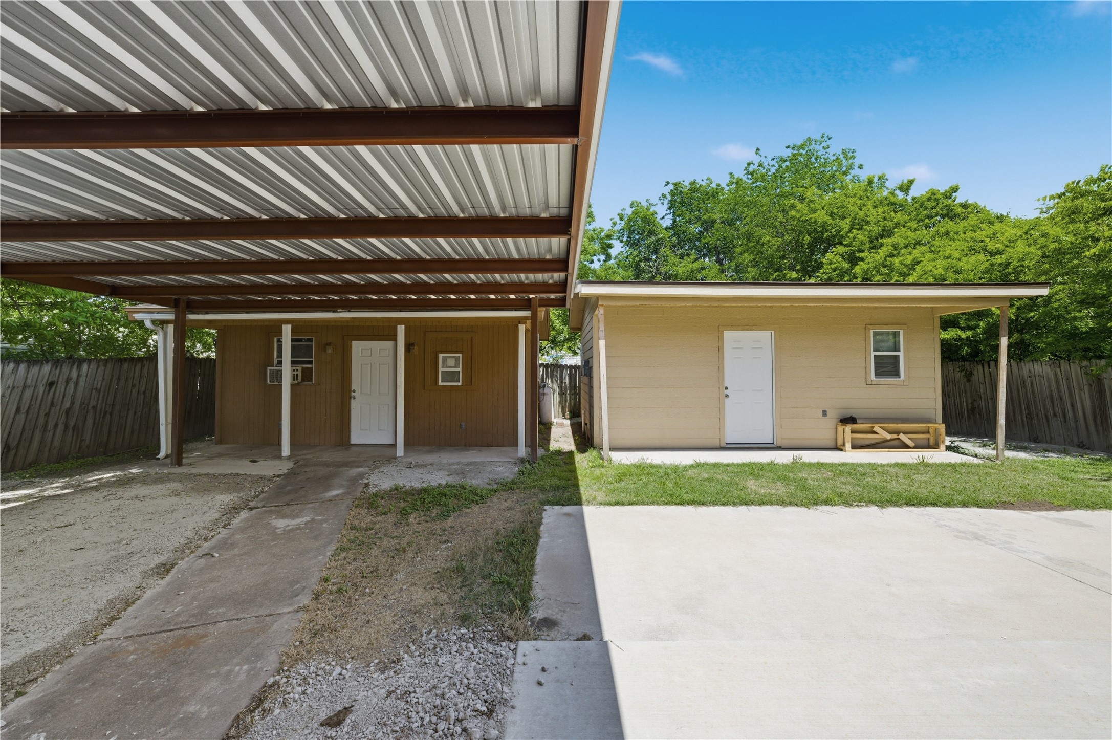 3624 Redbird Street Bellmead TX 76705