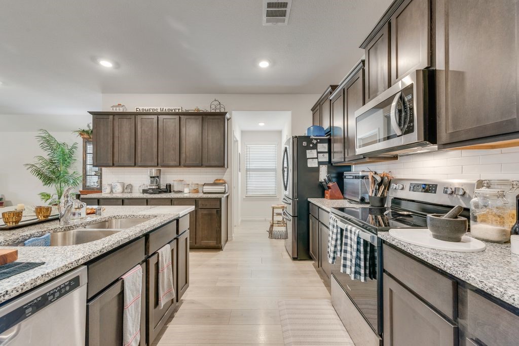266 Canyon Crest Way Royse City TX 75189
