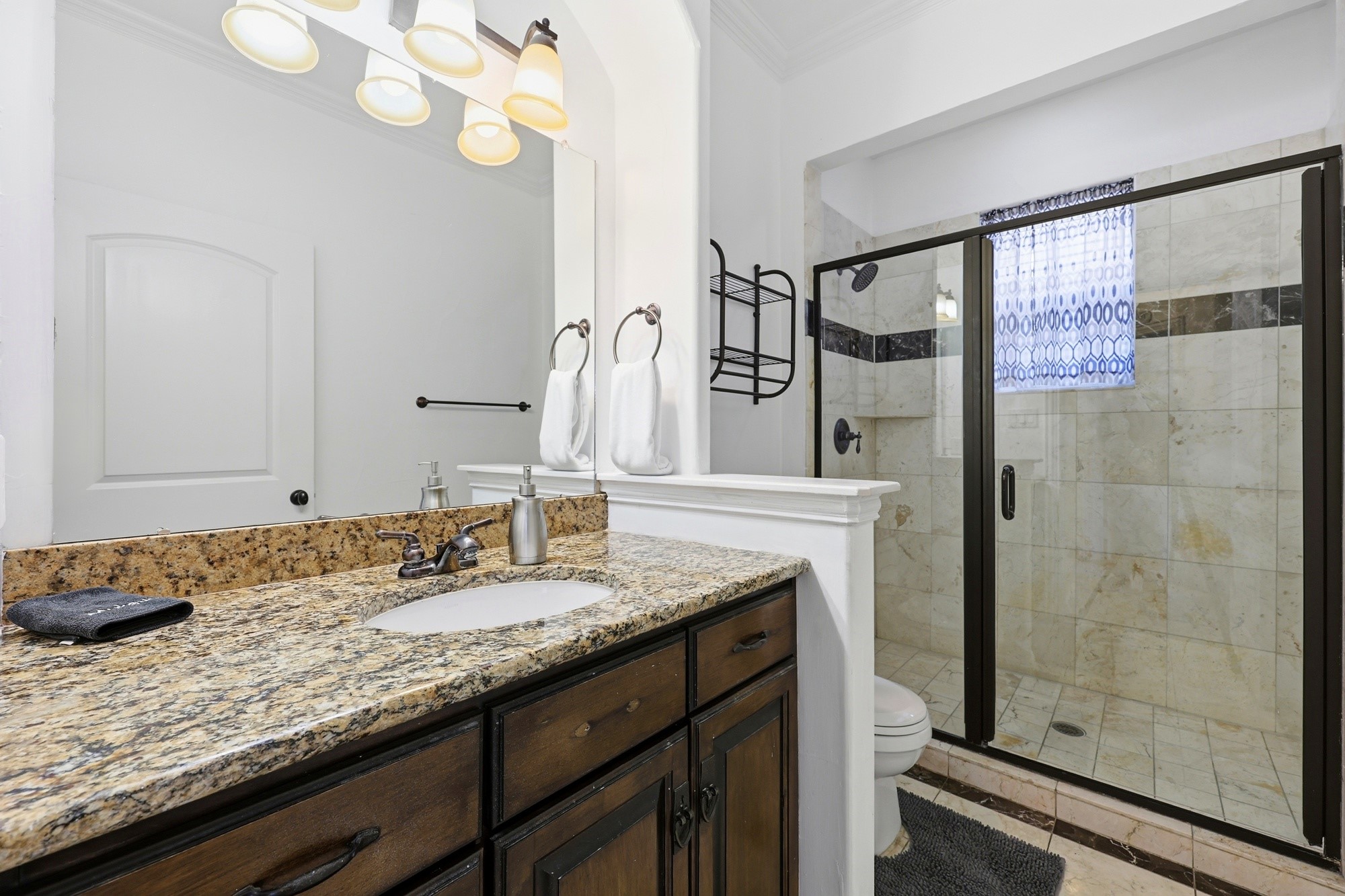 5102 Mission Avenue Dallas TX 75206
