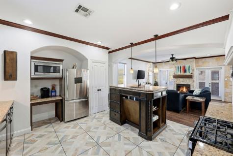 5102 Mission Avenue Dallas TX 75206