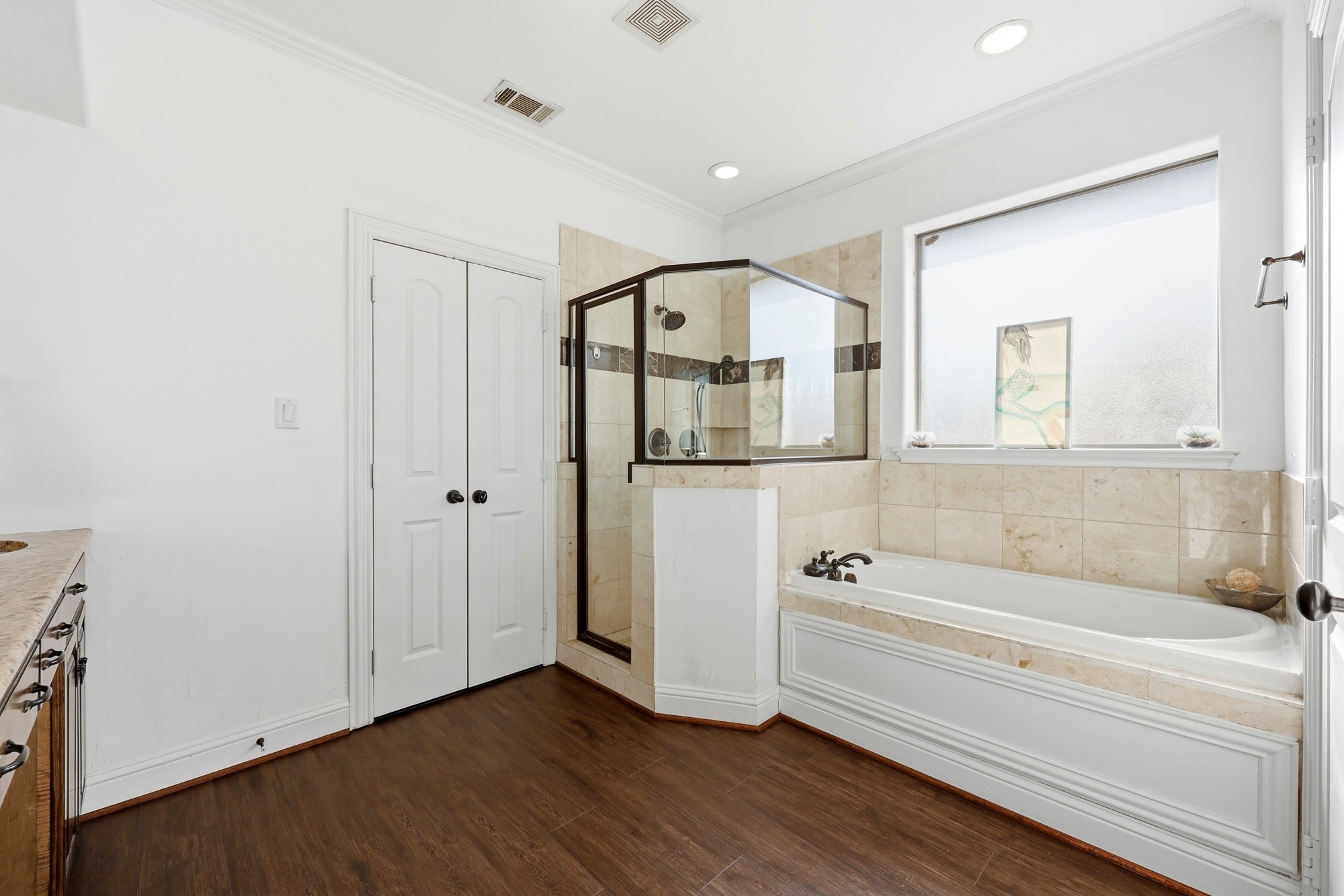 5102 Mission Avenue Dallas TX 75206