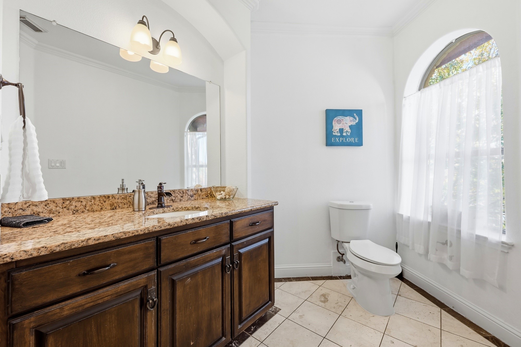 5102 Mission Avenue Dallas TX 75206