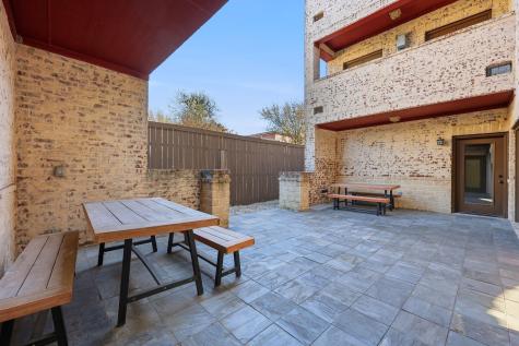 5102 Mission Avenue Dallas TX 75206