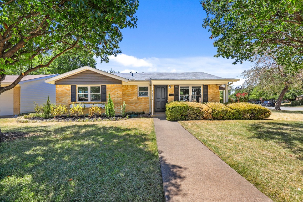 2612 Yale Street Irving TX 75061
