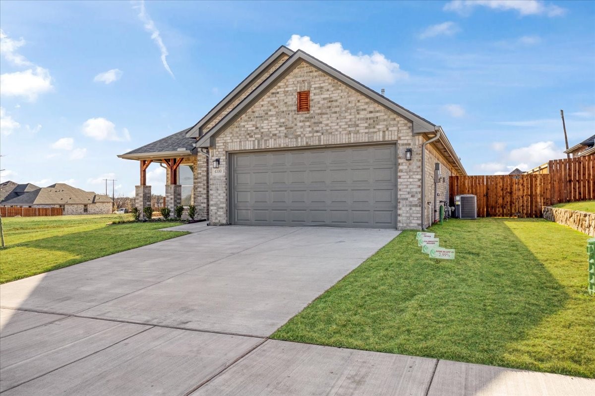 4300 Hummingbird Drive Sherman TX 75092