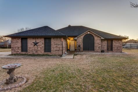 2816 Bryan Street Burleson TX 76028