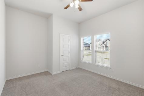 112 Mockingbird Hill Joshua TX 76058