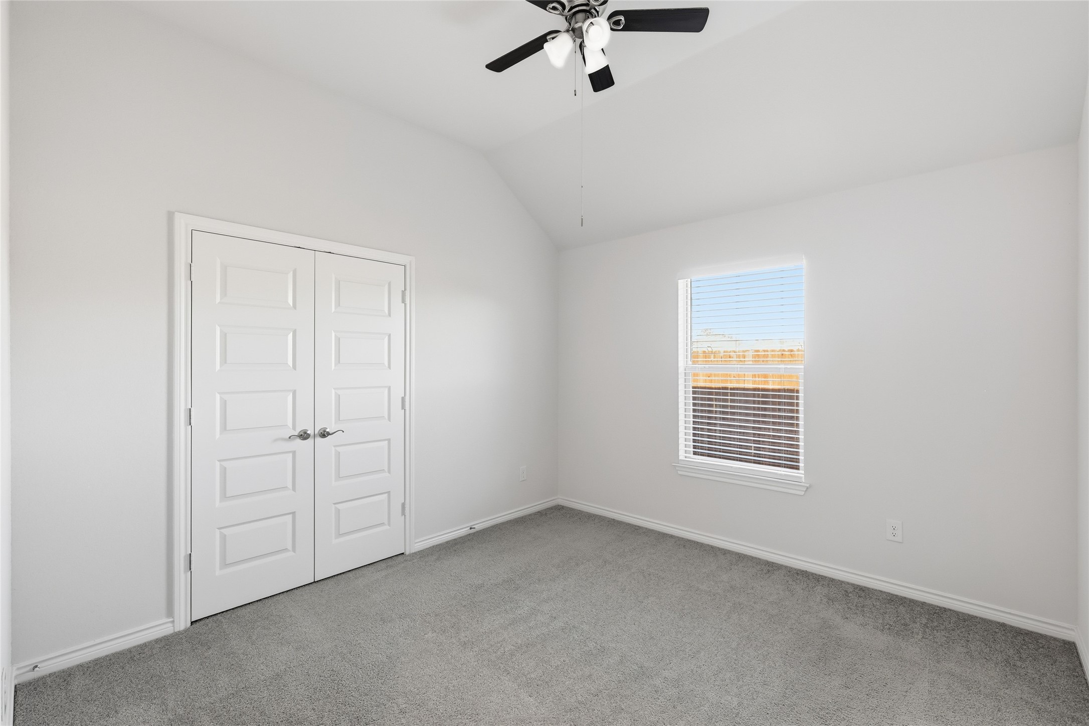 112 Mockingbird Hill Joshua TX 76058
