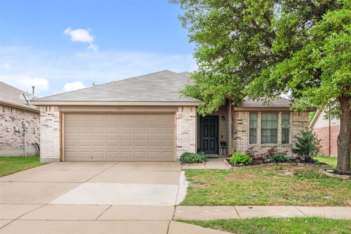 1044 Grand National Boulevard Fort Worth TX 76179