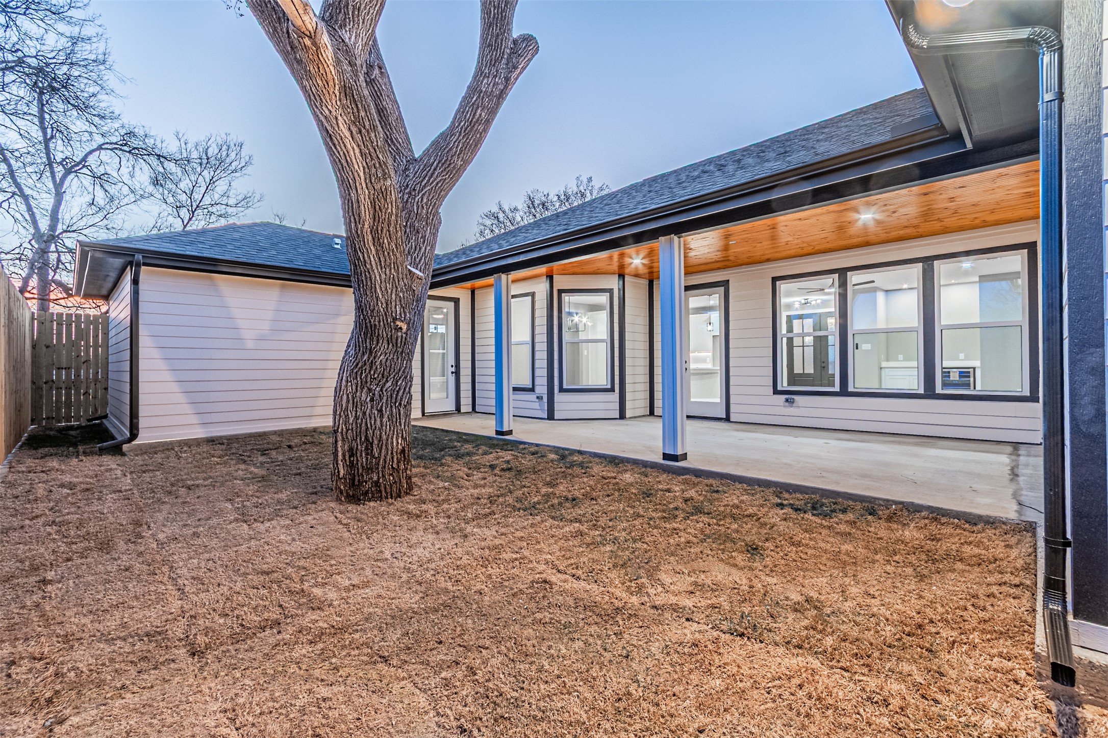 1818 Marfa Avenue Dallas TX 75216