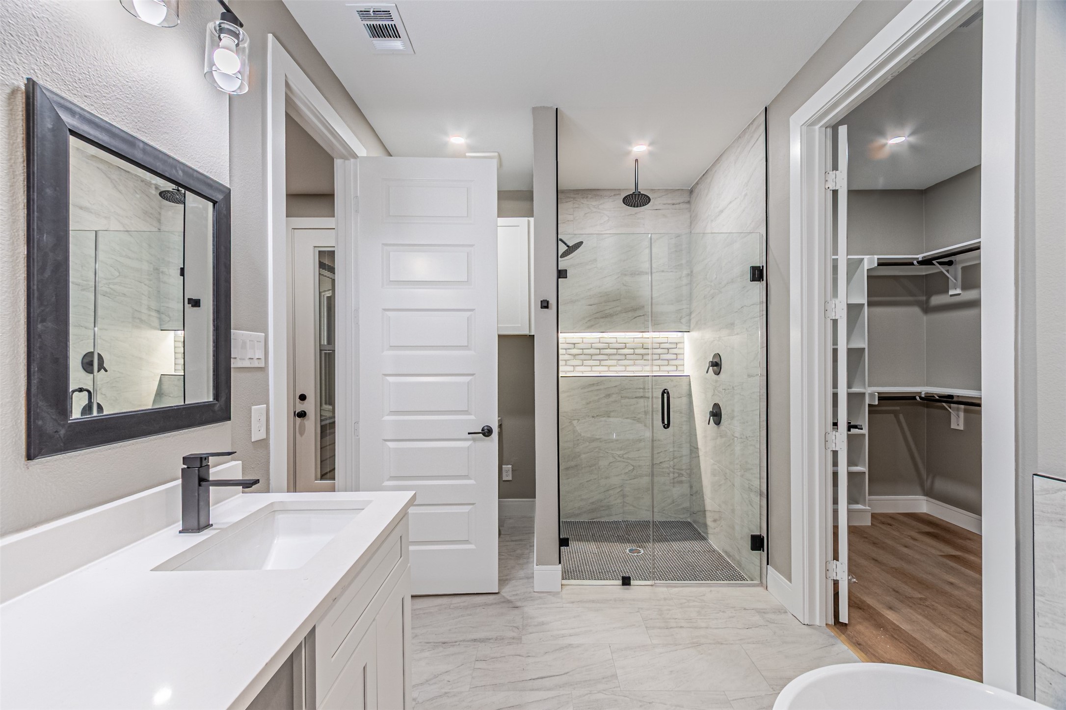 1818 Marfa Avenue Dallas TX 75216
