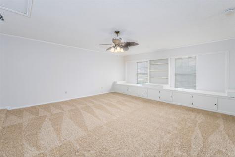 709 Raywood Drive Grand Prairie TX 75052