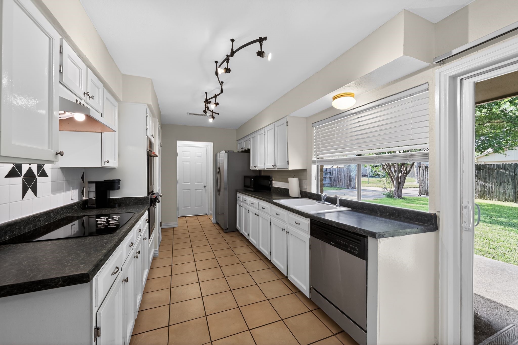 1813 Baylor Drive Richardson TX 75081