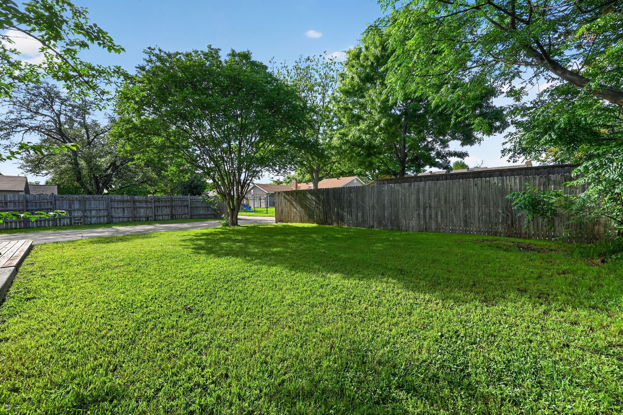 1813 Baylor Drive Richardson TX 75081