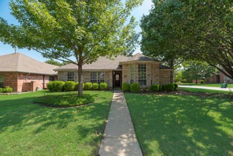 200 Meadow Lane Denton TX 76207