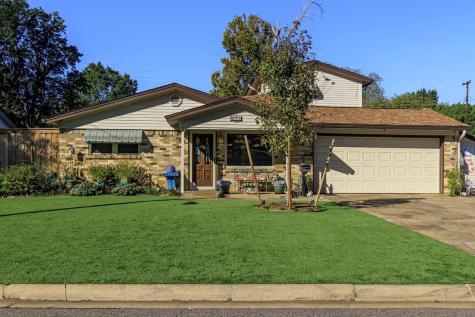 853 Russell Lane Bedford TX 76022