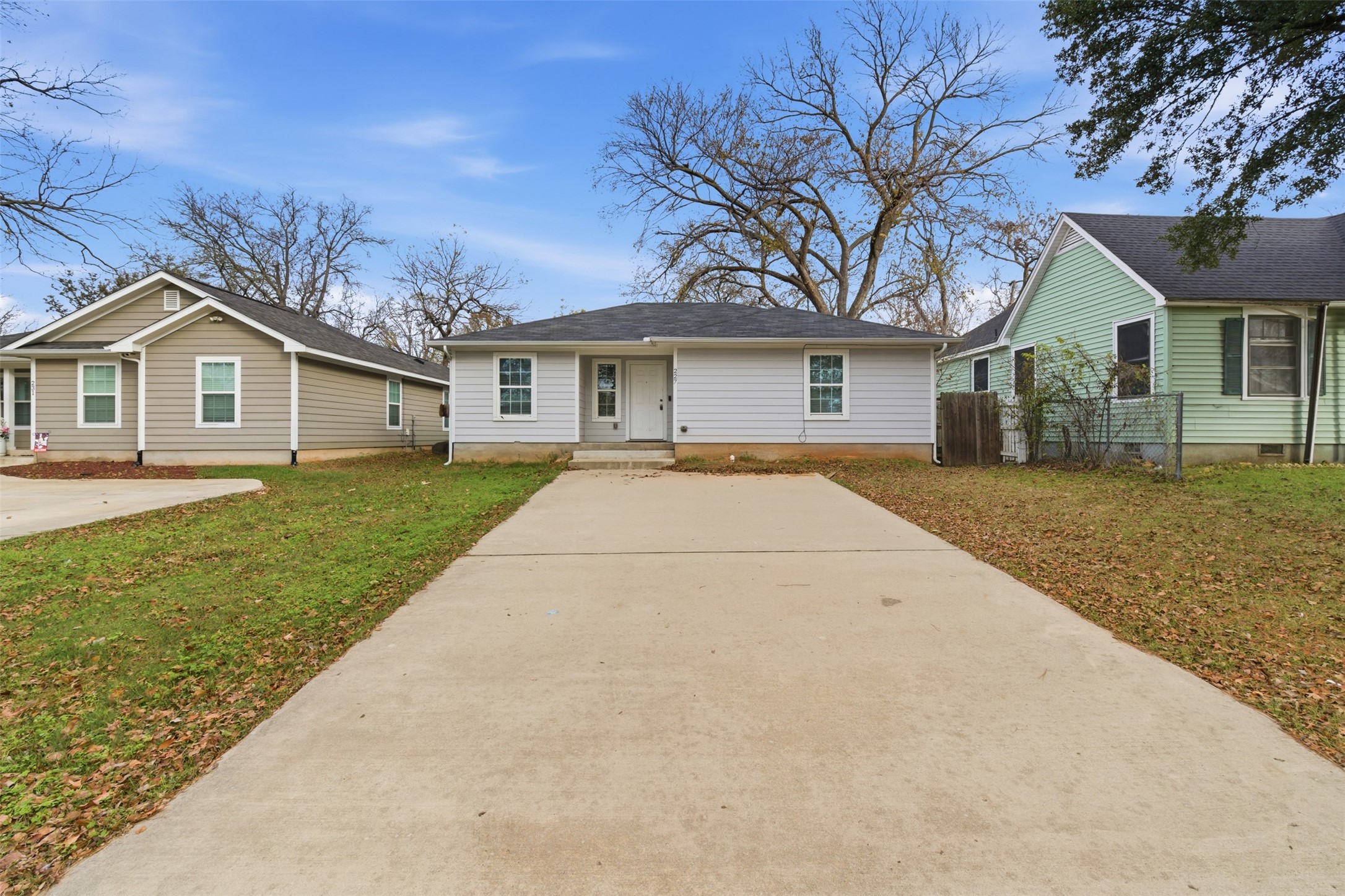 227 W Murray Street Denison TX 75020