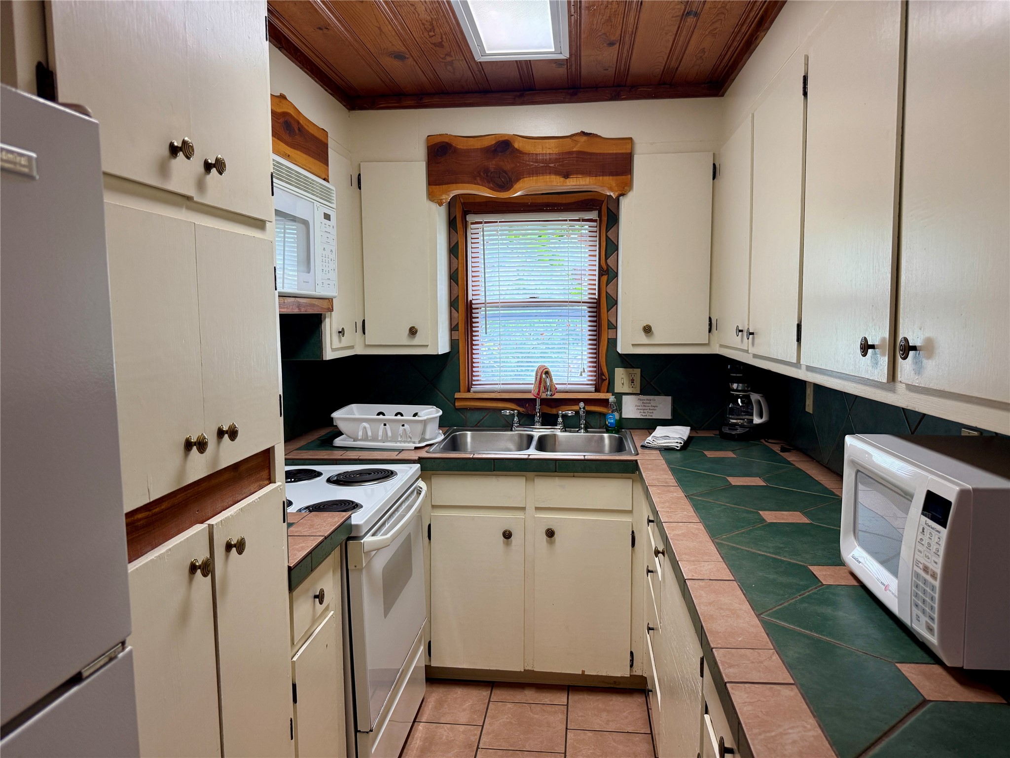 212 Deep Canyon Drive Whitney TX 76692