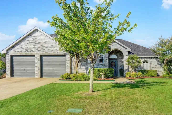 207 Woodcreek Drive Rockwall TX 75032