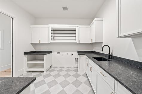 204 Dan Russell Bend Weatherford TX 76087