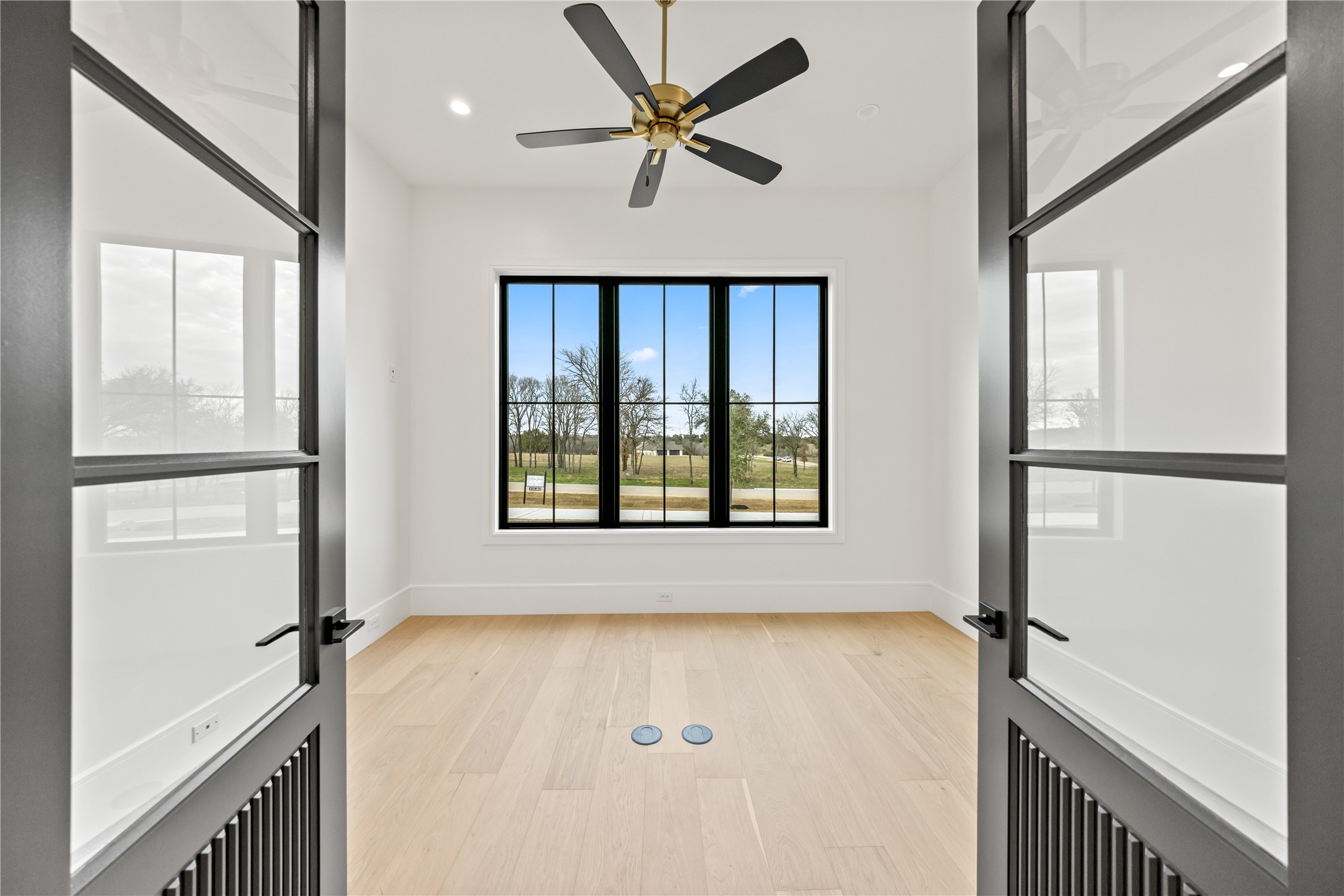 204 Dan Russell Bend Weatherford TX 76087