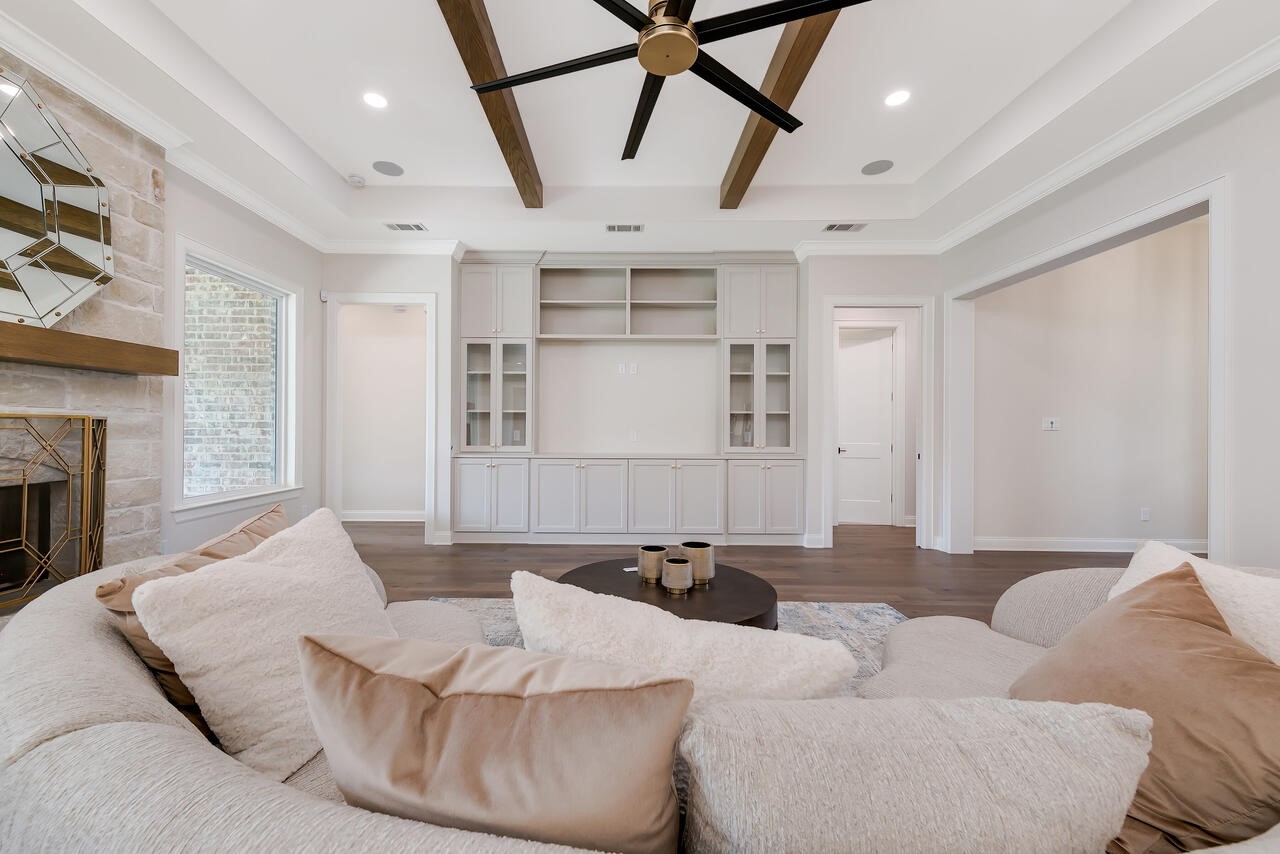 8005 Bee Cave Road China Spring TX 76633