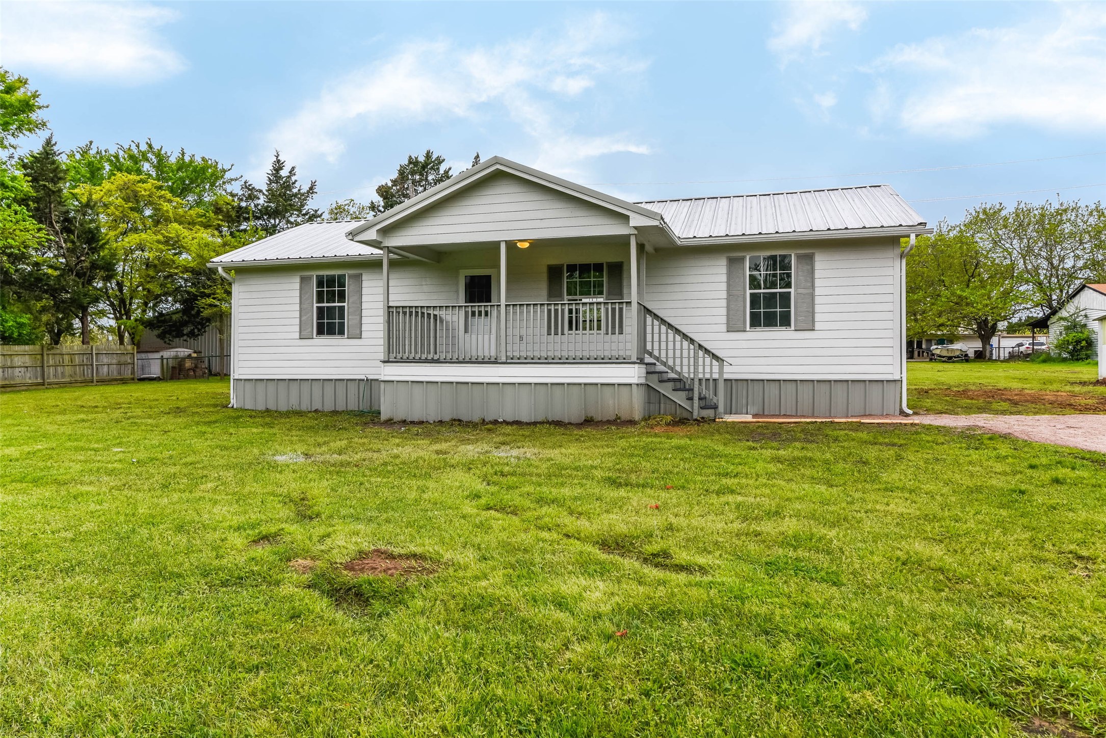 33 Old Shawnee Trail Drive Gordonville TX 76245