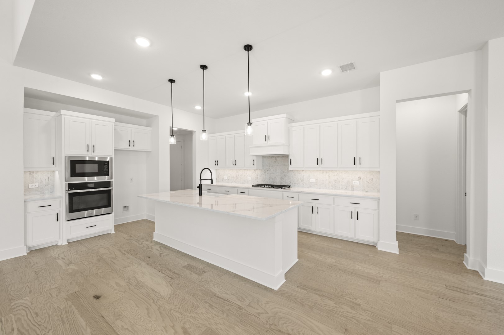 2446 Hitchford Street Midlothian TX 76065