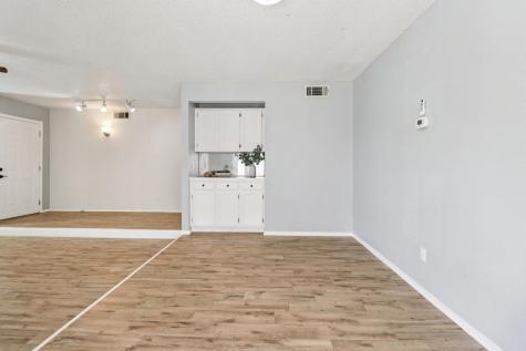 3216 Red Oak Lane Bedford TX 76021