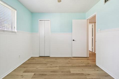 3216 Red Oak Lane Bedford TX 76021