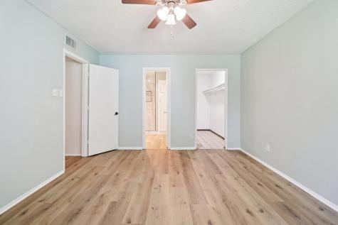 3216 Red Oak Lane Bedford TX 76021