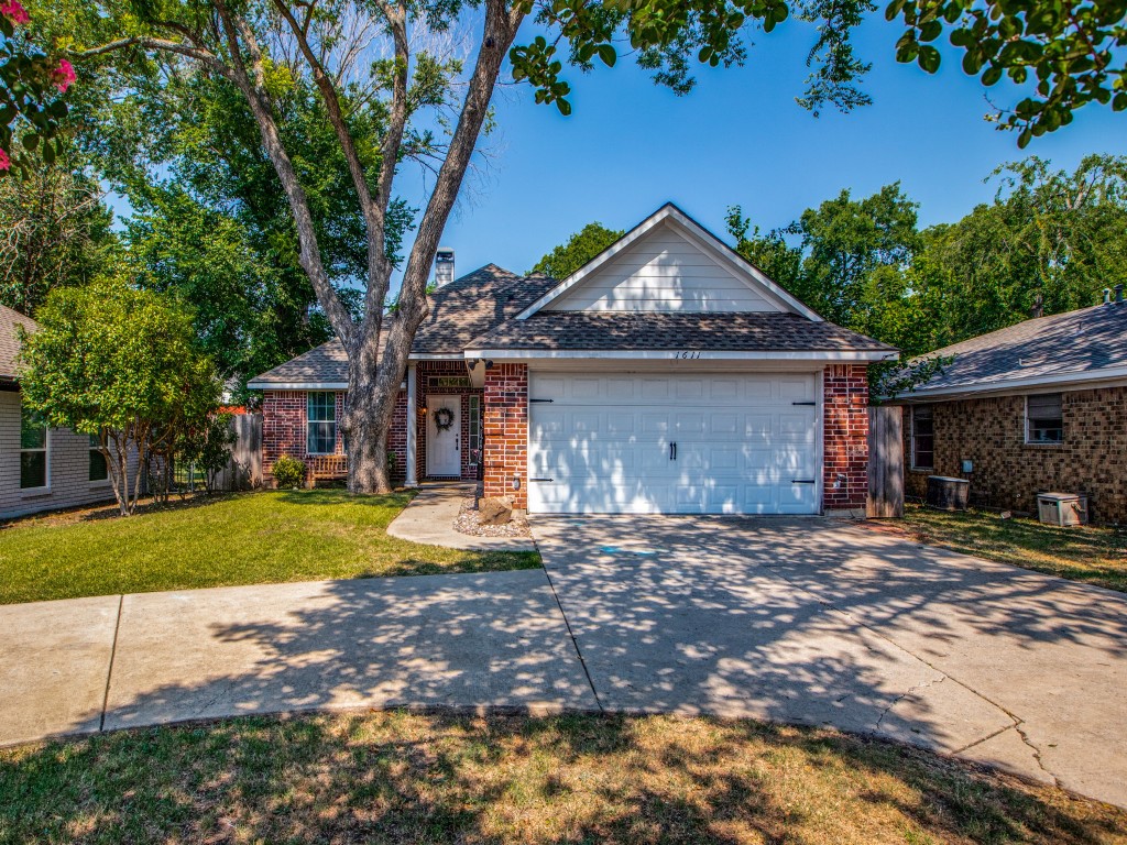 1611 N College Street Mckinney TX 75069