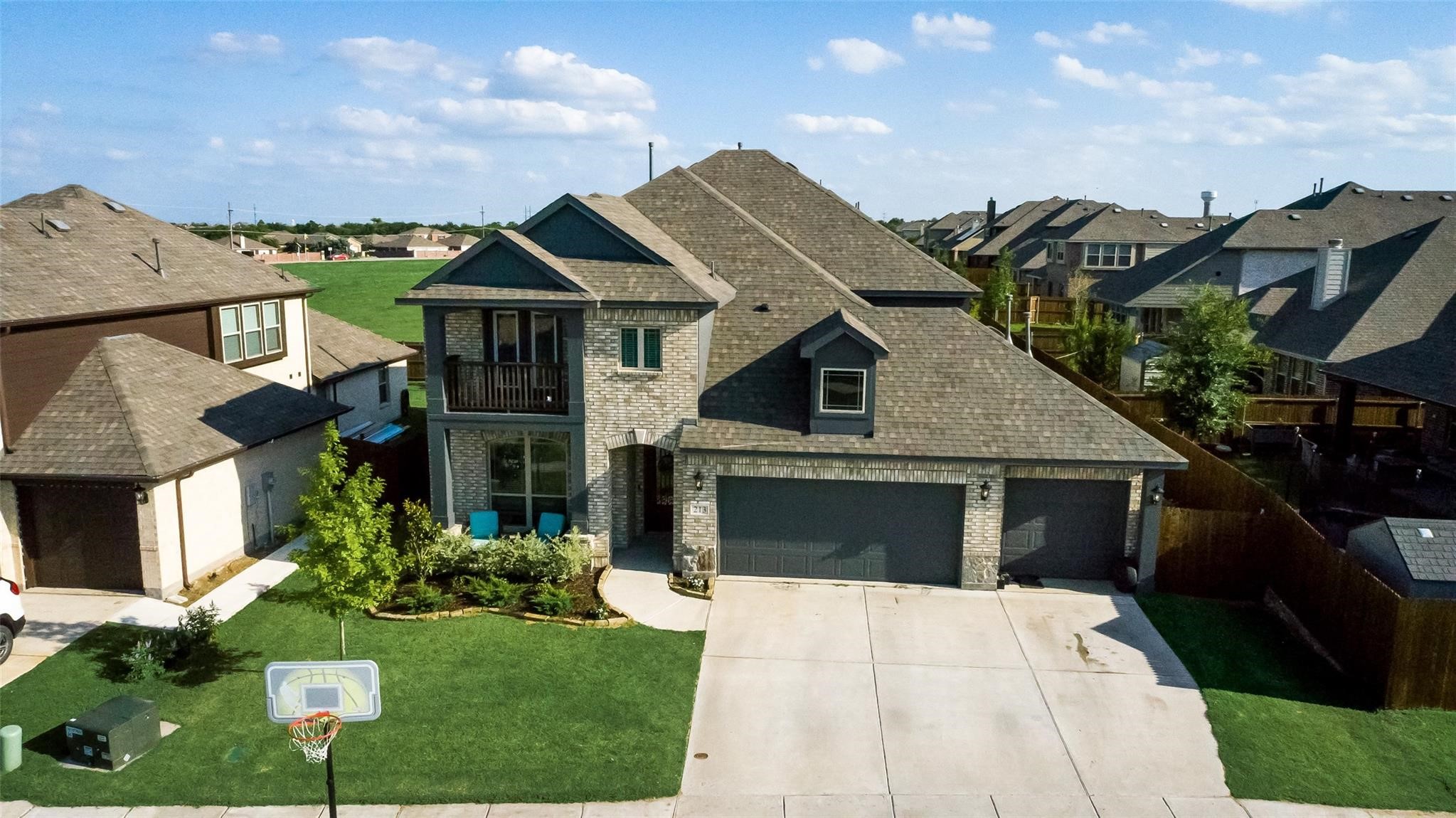 213 Roscoe Drive Fate TX 75087