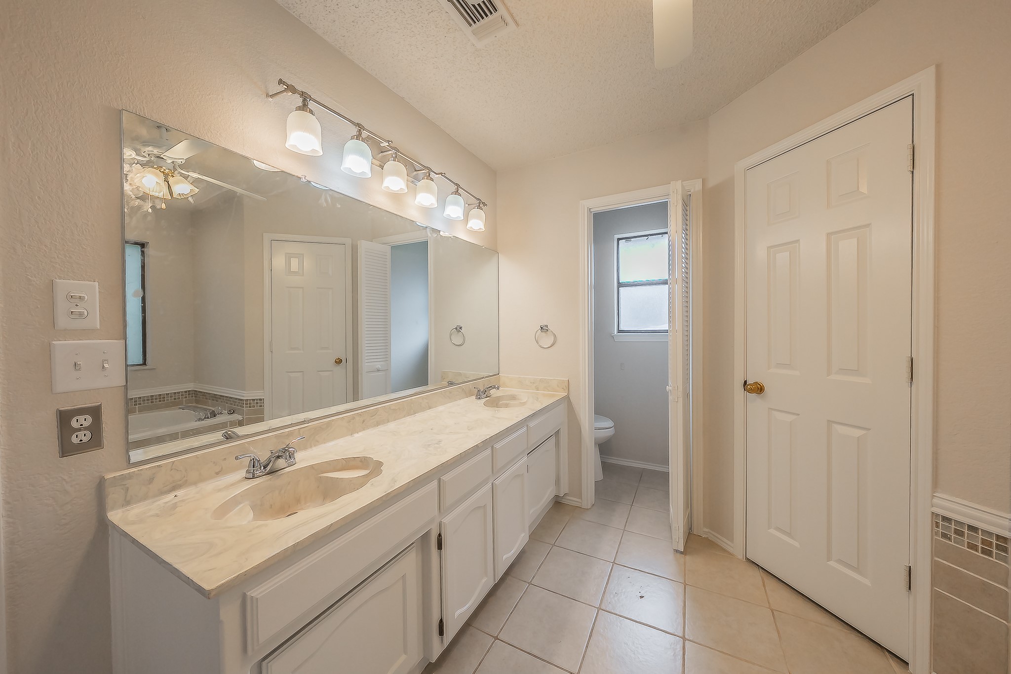 1228 Cozby Street W Benbrook TX 76126