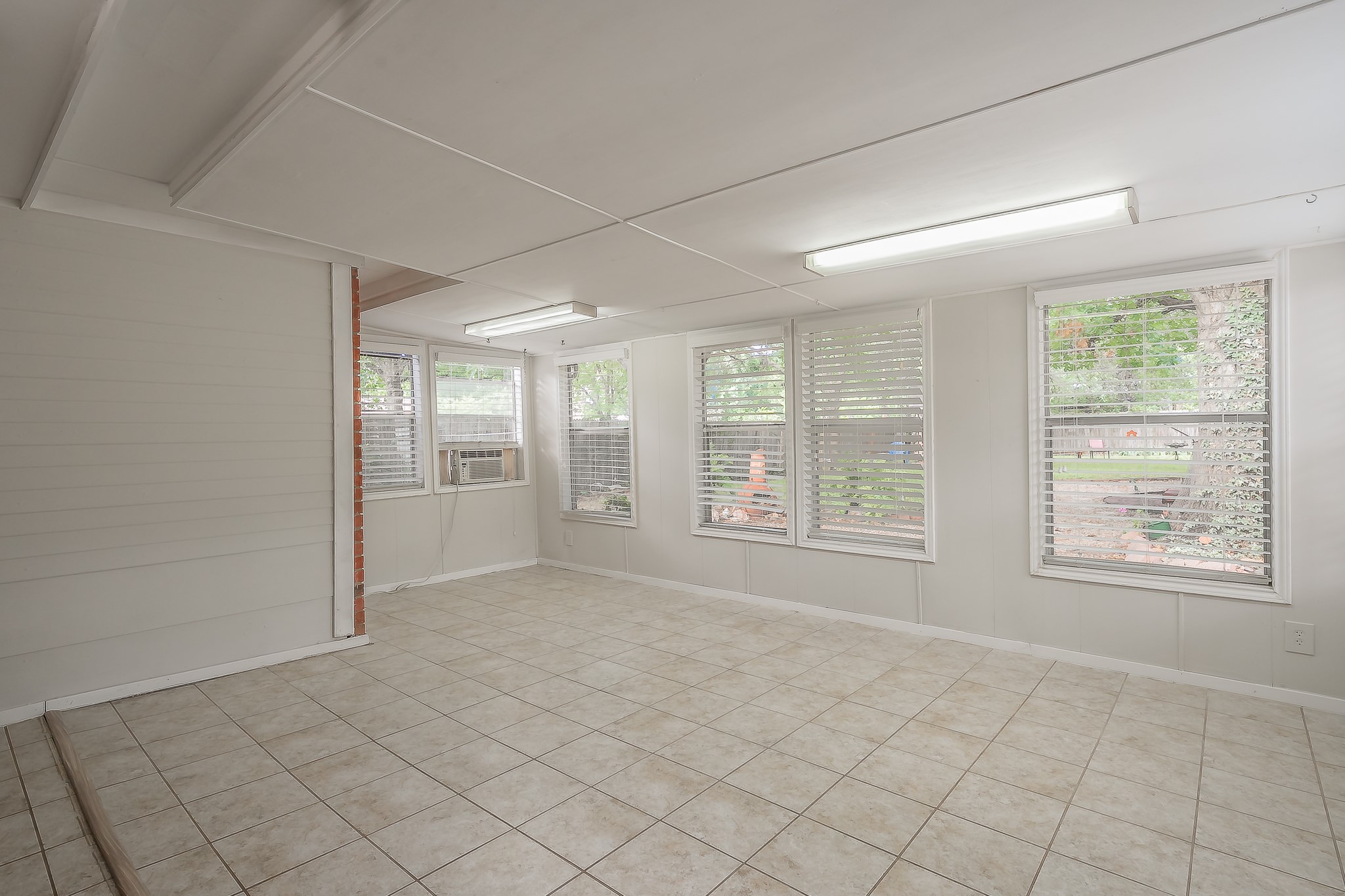 1228 Cozby Street W Benbrook TX 76126