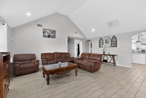 6035 County Road 302 Grandview TX 76050