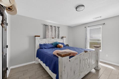 6035 County Road 302 Grandview TX 76050