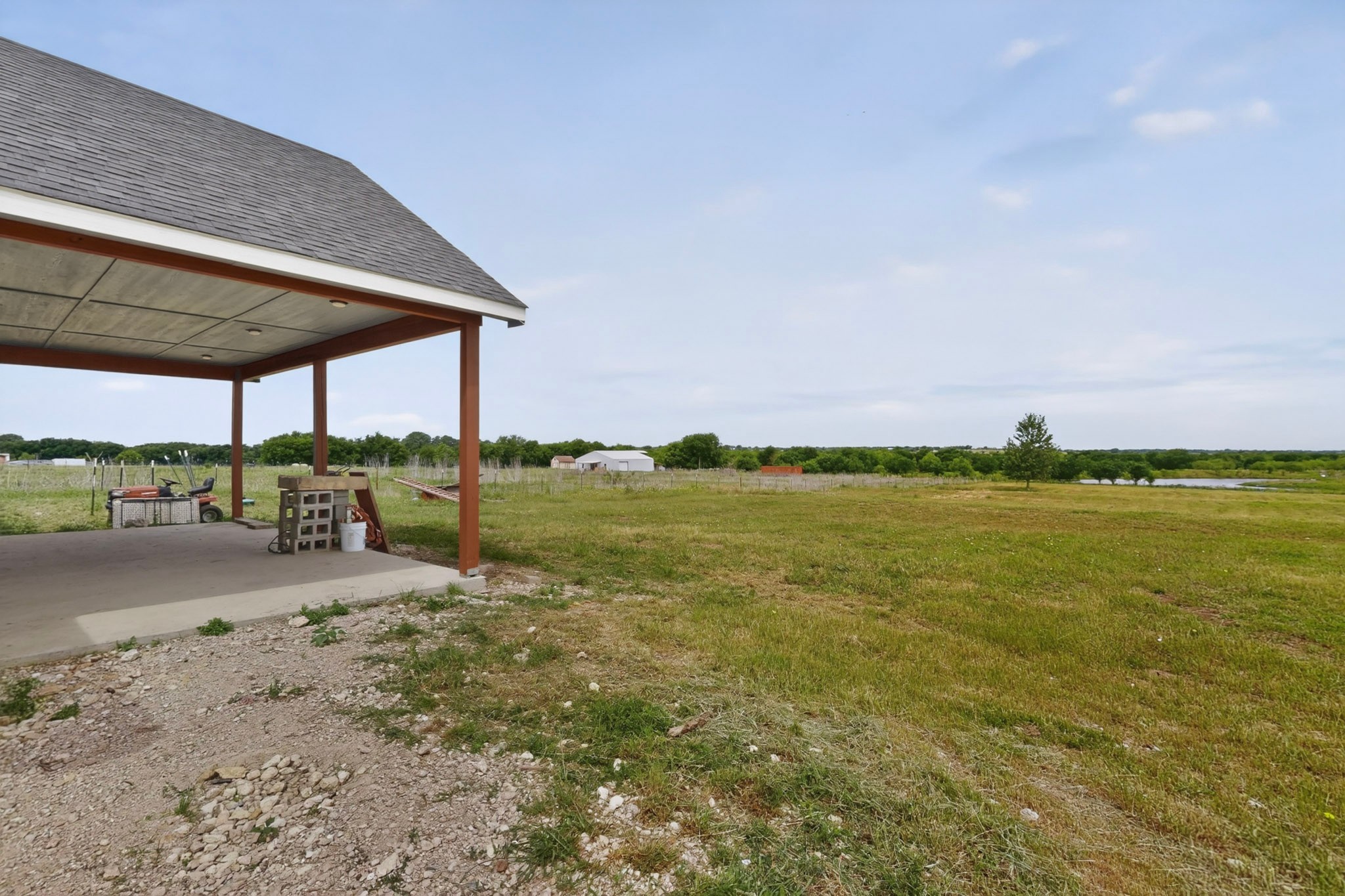 6035 County Road 302 Grandview TX 76050