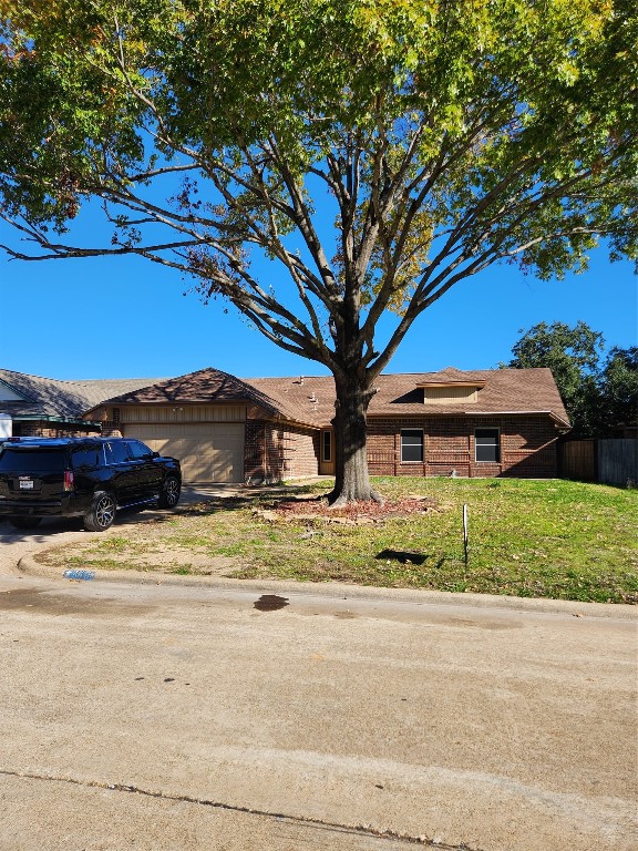 4376 Hemingway Drive Grand Prairie TX 75052