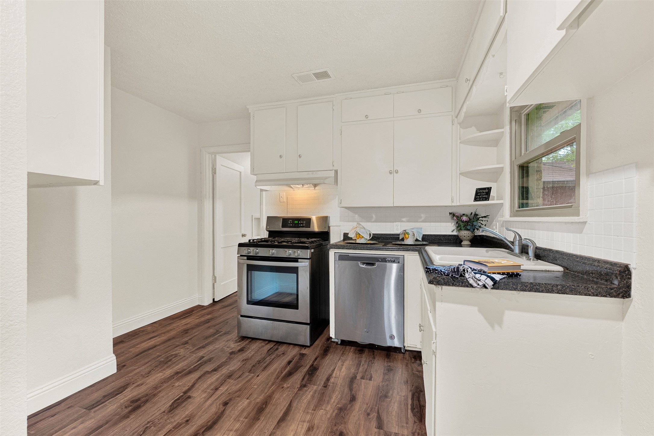 2418 Centerville Road Dallas TX 75228