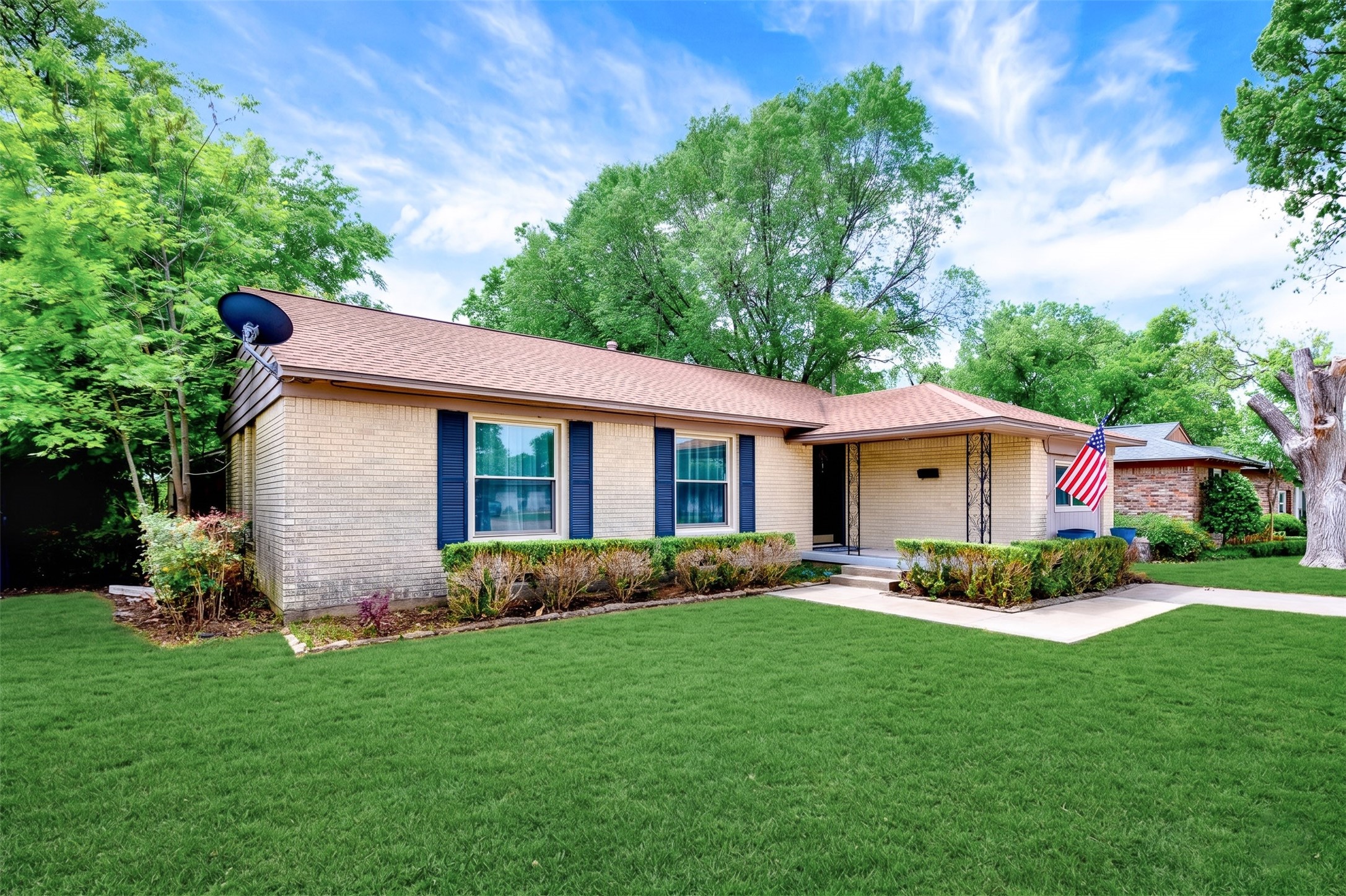 2418 Centerville Road Dallas TX 75228