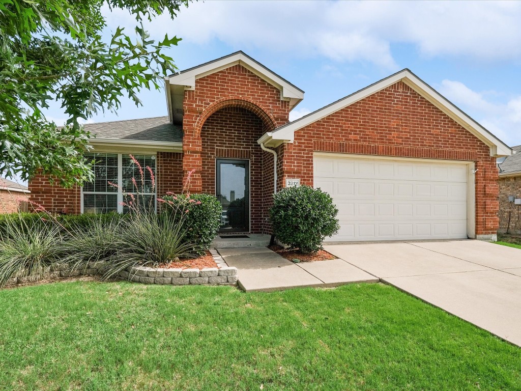 3212 Spruce Street Royse City TX 75189