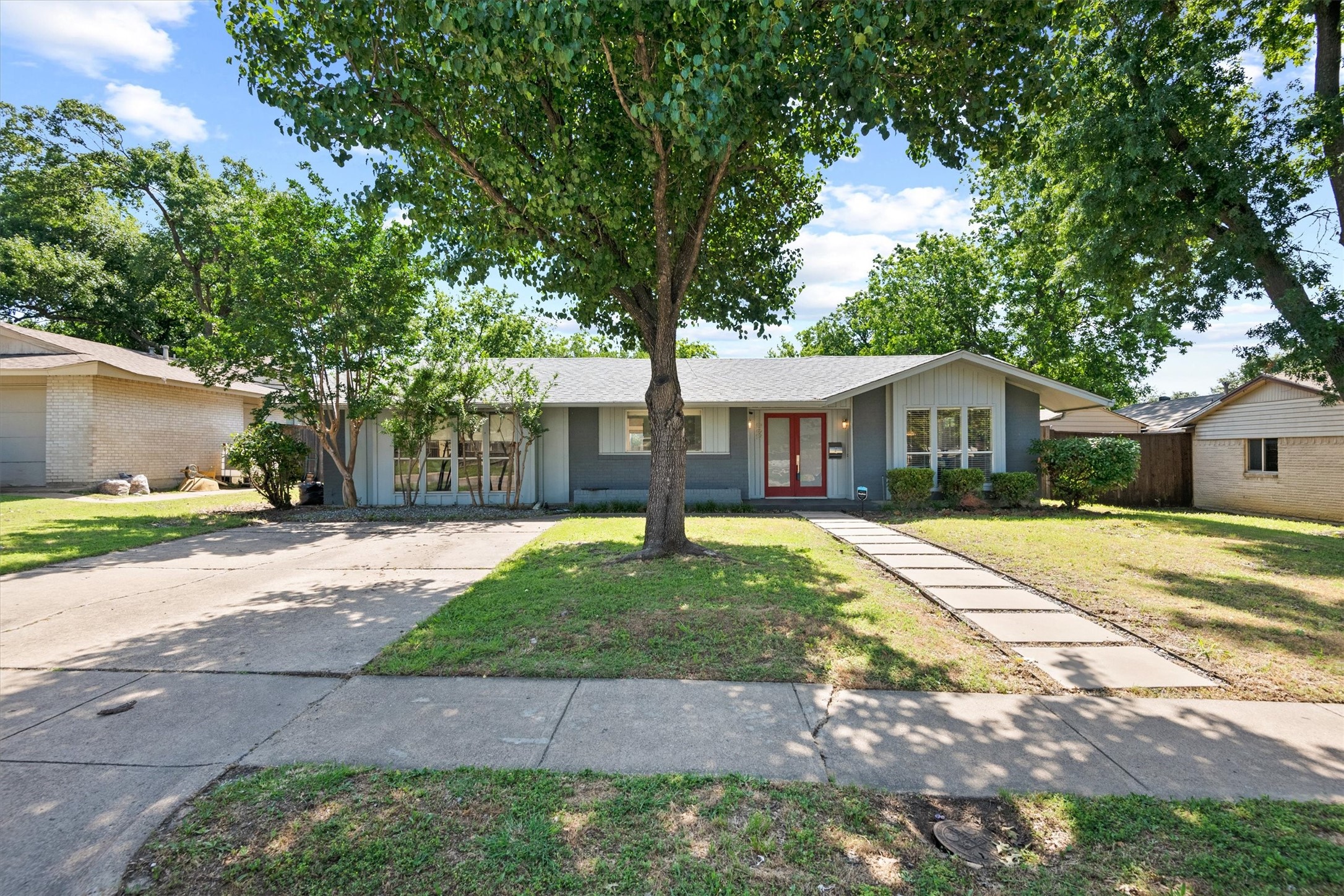 13812 Waterfall Way Dallas TX 75240